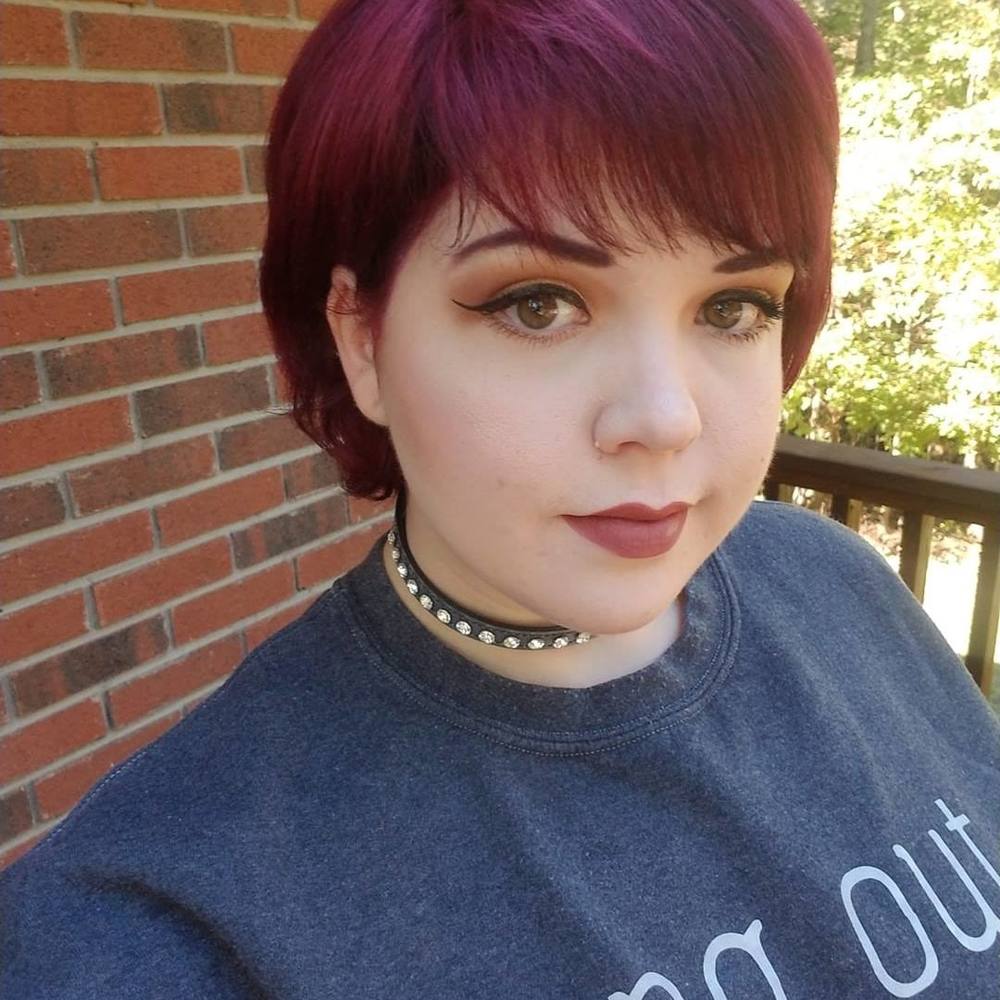 Meet your Posher, Whitney